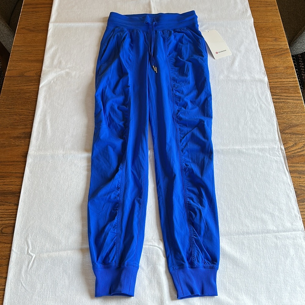 Lululemon Dance Studio Mid Rise Jogger 2 Cerulean Blue NWT - Picture 1 of 8